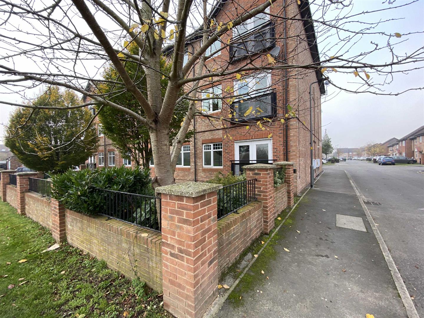 Holmes Avenue, Selby